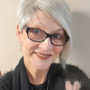 Meet your Posher, Sherry